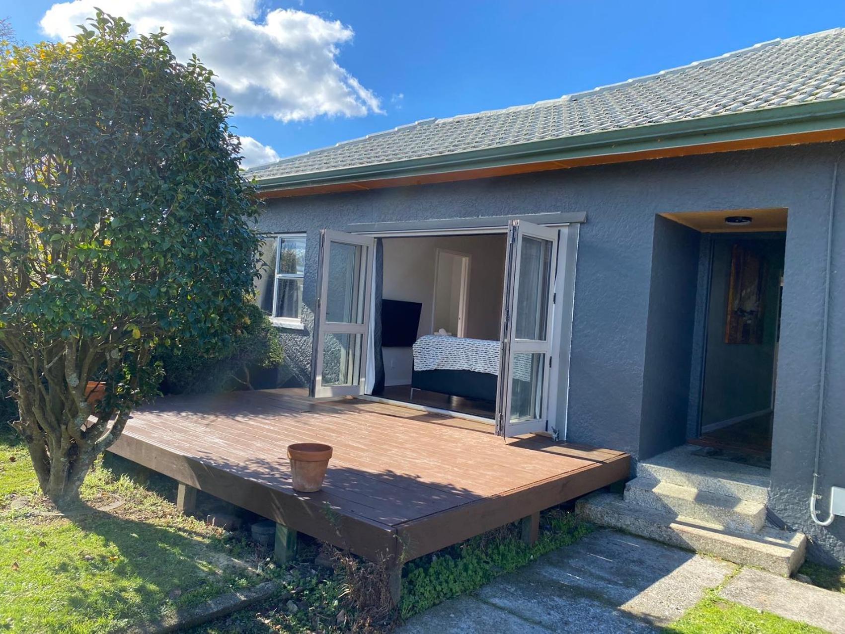 Peter'S Bach Villa Rotorua Bagian luar foto